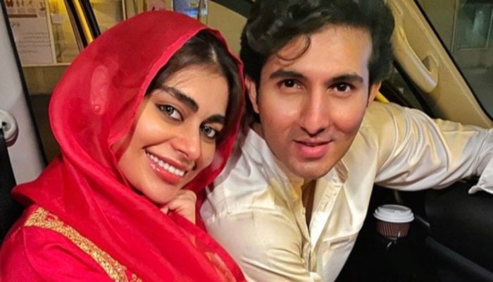 Shahroz, Sadaf