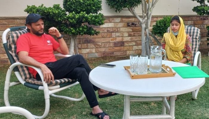 Afridi urges PM Khan, PIA to provide compensation to the families of those killed in PK-8308 plane crash