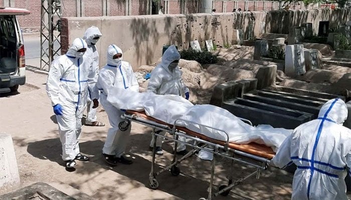 COVID-19: Pakistan records highest daily death toll in four months