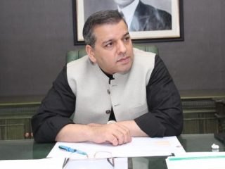 Murad Raas warns schools to get staff vaccinated by Aug 22 or face closure