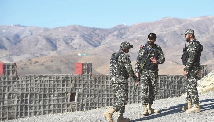 Two FC personnel martyered, 1 injured in Balochistan's Kech district
