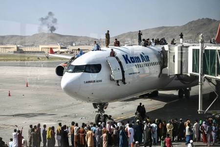 Taliban to allow 200 foreigners to leave Afghanistan: US