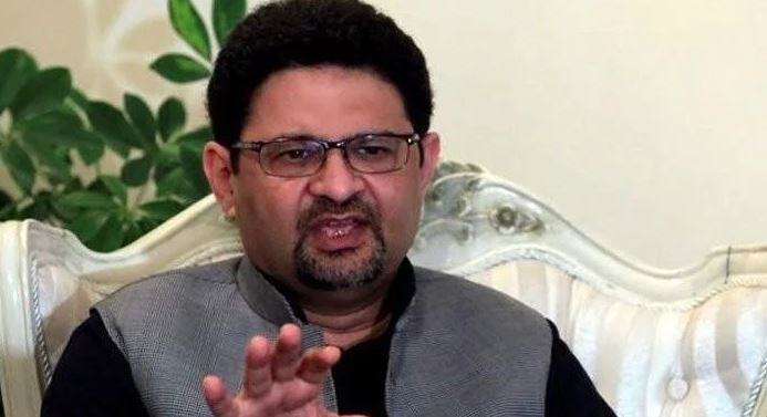 Pakistan default threat