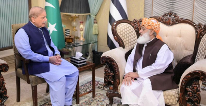 Fazl In Meeting With Pm Presses Demand For Fresh Elections