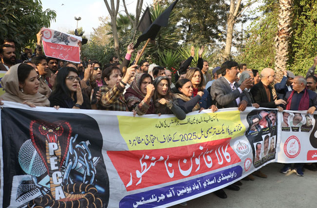 Journalists Observe Black Day Black Flags Hoisted Over Press Club Buildings Protesting Against Peca