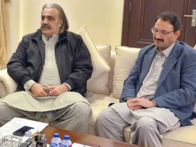 Kp Cm Junaid Akbar Discuss Preparations For Feb 8 Public Gathering