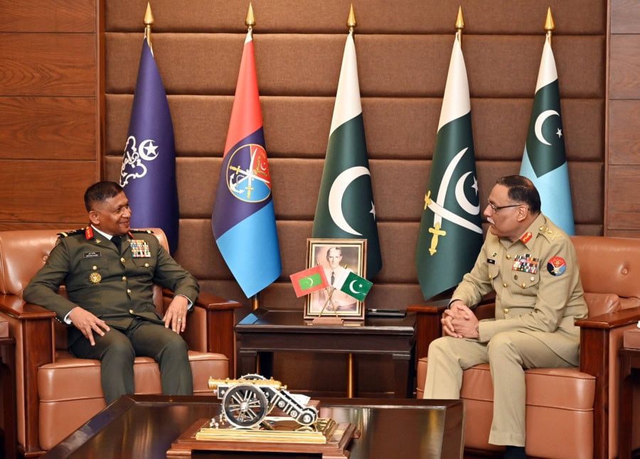 Pakistan Maldives Reaffirm Commitment To Broaden Defence Collaboration