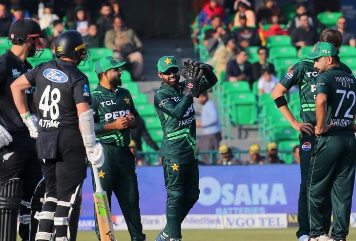 Phillips Stars As New Zealand Stun Pakistan By 78 Runs In Tri Series Opener