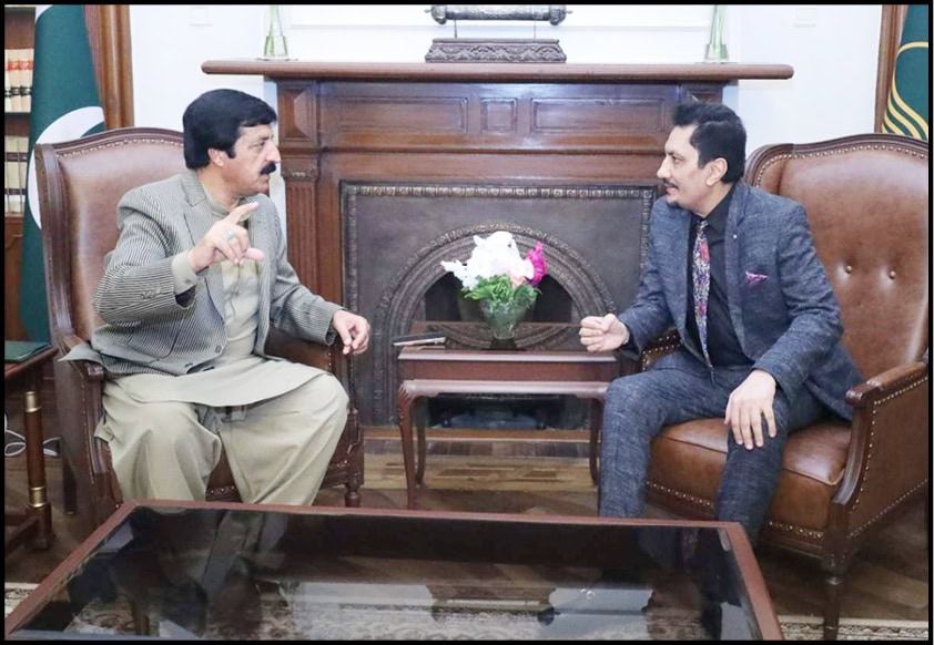 Punjab Governor Highlights Medias Key Role In Promoting National Harmony Economic Growth