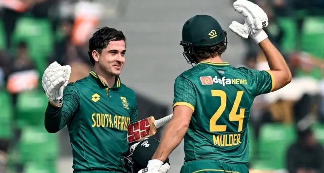 Tri Nation Series 2025 South Africa Set 305 Runs Target For New Zealand