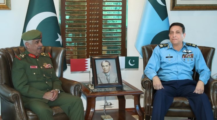 Bahrain National Guard Commander Meets Paf Chief To Strengthen Military Cooperation