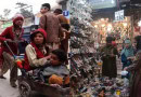 Beggars Swarm Pakistani Markets Ahead Of Eid 2025