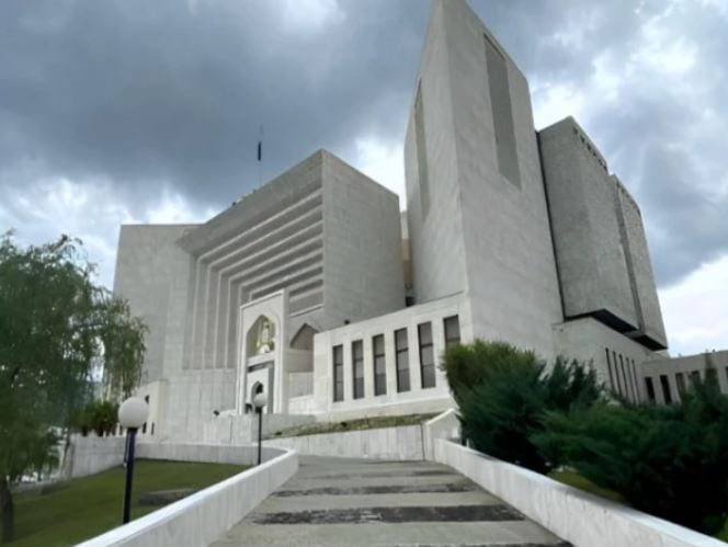 Lahore Bar Association Challenges Judges Transfer In Sc
