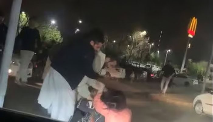 Man Who Roughed Up Women In Islamabads F 9 Park Area Arrested