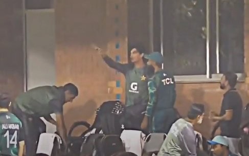 Mohammad Rizwan Breaks Fast Bowler Naseem Shahs Mobile Phone