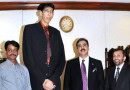 Naseer Soomro Pakistans Tallest Man Who Stood At 7 Feet 9 Inches Tall Is No More