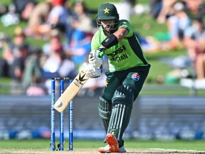 New Zealand Beat Pakistan By 73 Runs In First Odi Match