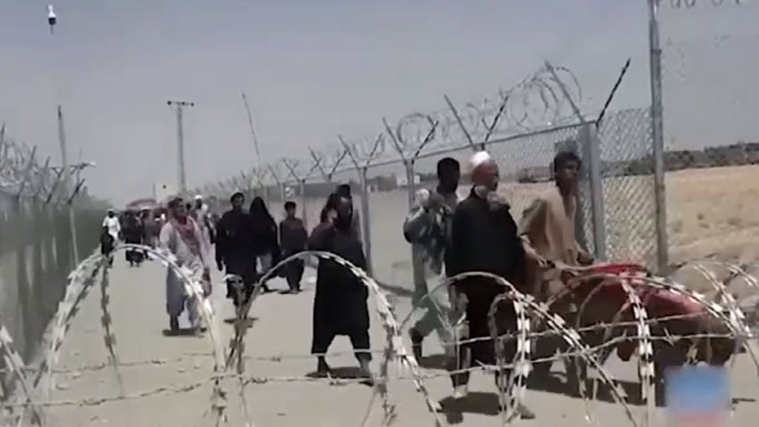 Deadline For Afghan Citizen Card Holders To Exit Pakistan Expires