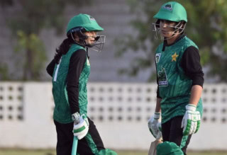 Challengers Strikers Secure Wins In National Womens T20 Tournament
