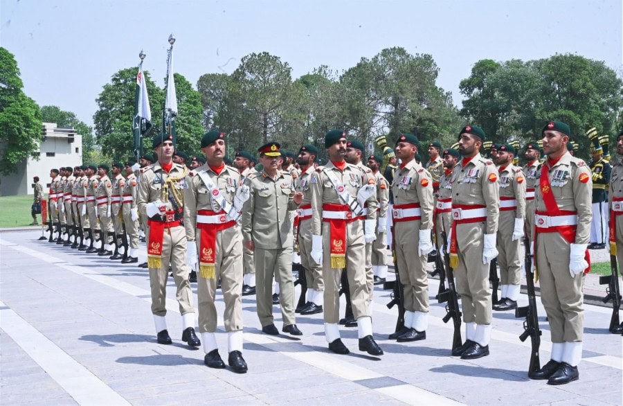 Field Marsha Asim Munir Honoured With Special Guard Of Honour At Ghq