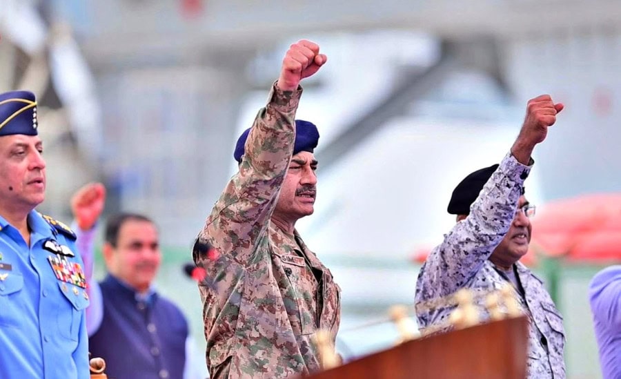 Field Marshal Asim Munir Dedicates Honor To Pakistans Courageous Guardians