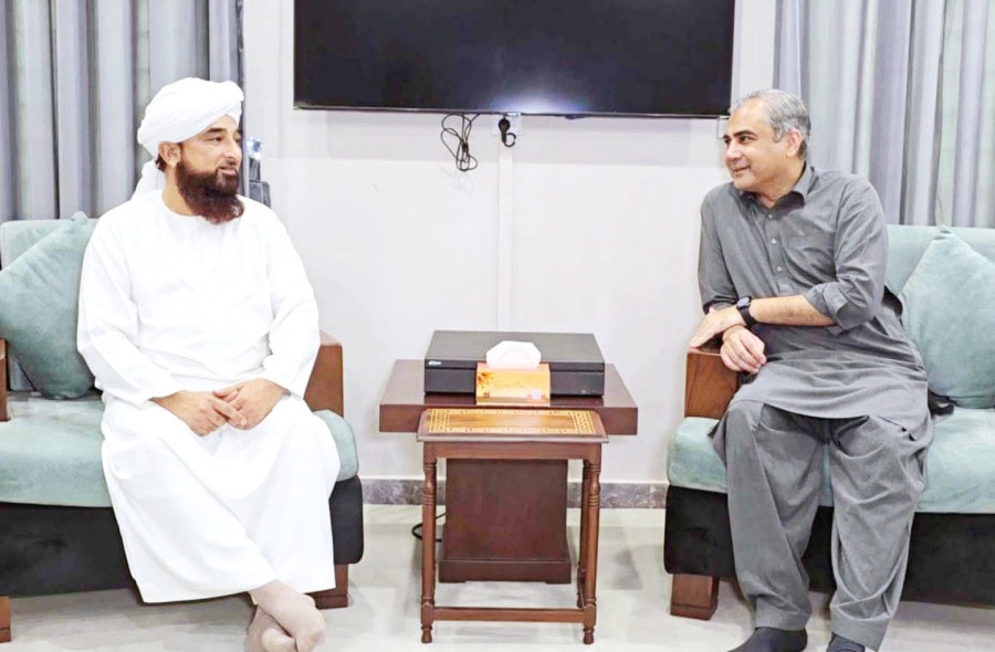 Naqvi Visits Markaz Mustafa Praises Its Role In Islamic Education And National Unity