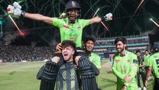 Psl 10 Final Victory Hitter How Sikandar Raza Became Cricketing Hero From Aspiring Pilot