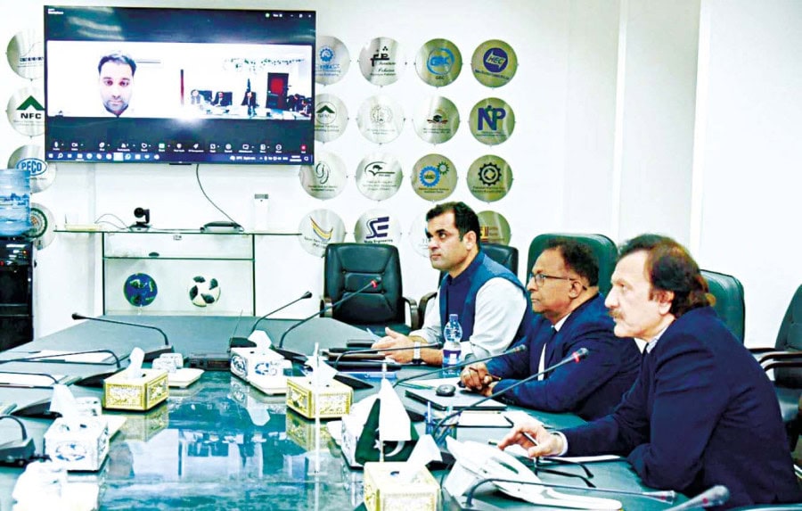 Sapm Haroon Interacts With Kcci To Resolve Business Communitys Issues