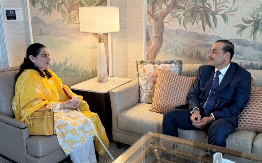 Field Marshal Asim Munir Meets Blind Diplomat Making Waves At The Un