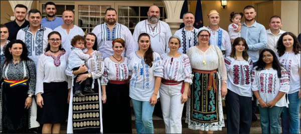Intl Day Of Romanian Blouse Celebrated