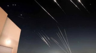 Israels Defense System Fails As Iran Continues Fateh 1 Hypersonic Missile Attacks