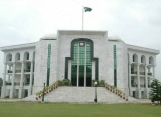 Law Against Marriage Of Girls Under 18 Years Of Age Challenged In Federal Shariat Court