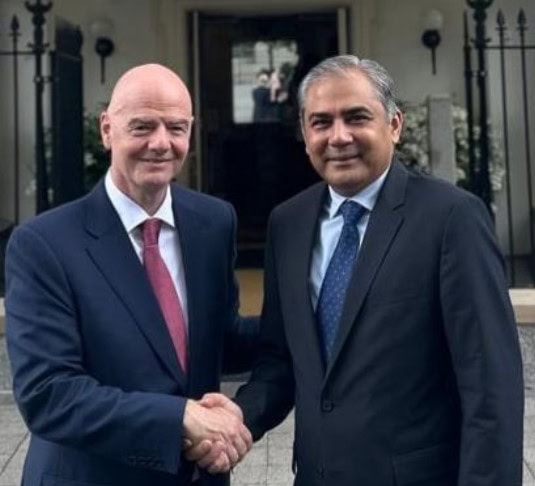 Pcb Chairman Naqvi Invites Fifa President Gianni Infantino To Visit Pakistan
