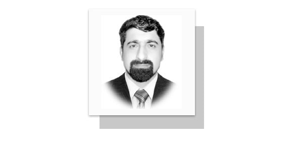 Dr Haroon Khan