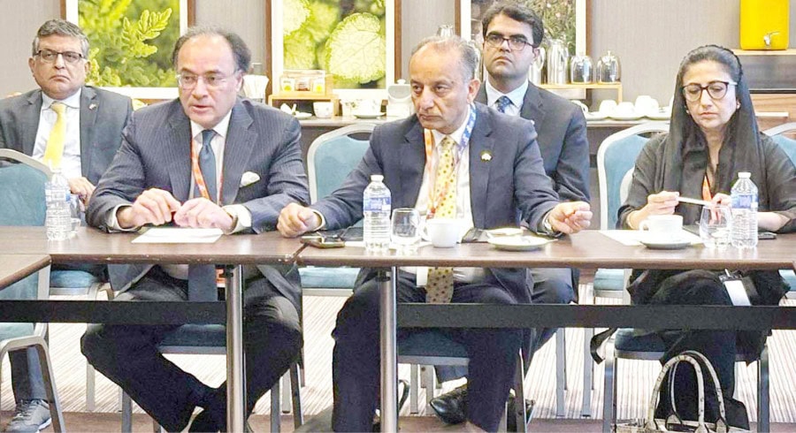 Aurangzeb Advances Strategic Partnerships During Meetings On Sidelines Of Ffd4