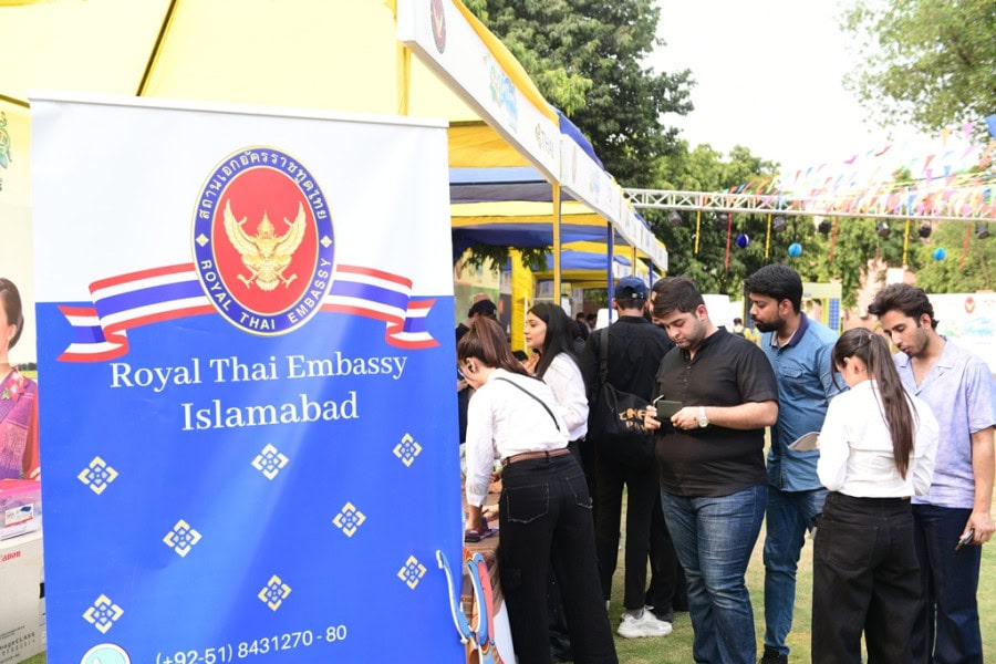 Connecting Thai Pak Hearts And Souls Through The Joy Of Cinema And Water Splashing