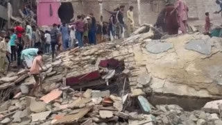 Five Storey Residential Building Collapses In Karachis Lyari