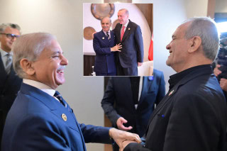 Pm Shehbaz Engages With Turkish Iranian Presidents At Eco Summit In Azerbaijan