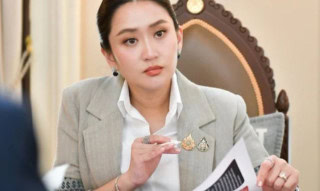 Thai Pm Paetongtarn Shinawatra Suspended Over Leaked Call With Former Cambodian Leader